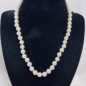 Vintage Faux Pearl Choker Necklace (5331)